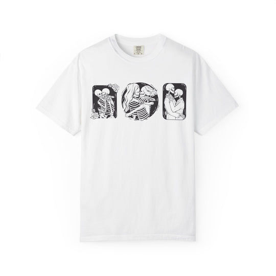 Skeleton Love Graphic T-Shirt — Vintage Gothic Couple Illustration