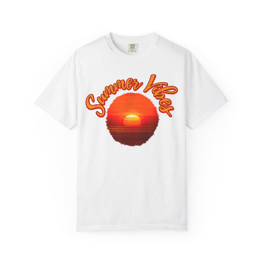 Sunset 'Summer Vibes' T-Shirt — Retro Beach Graphic Tee